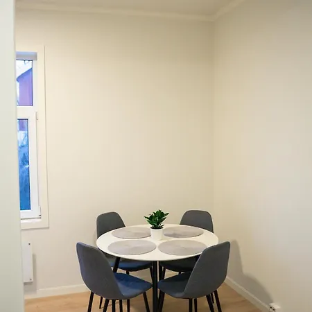 Large With 4 Spacious Bedrooms