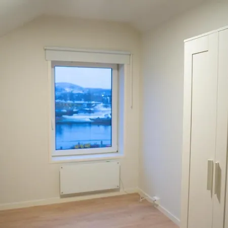 Leilighet Large With 4 Spacious Bedrooms Skien