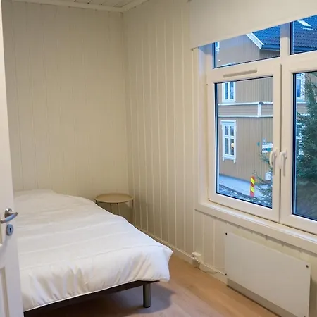 Leilighet Large With 4 Spacious Bedrooms *